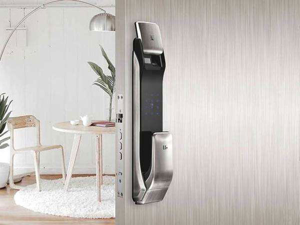 建华24小时上门开锁公司