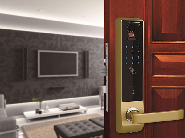 建华24小时上门开锁公司